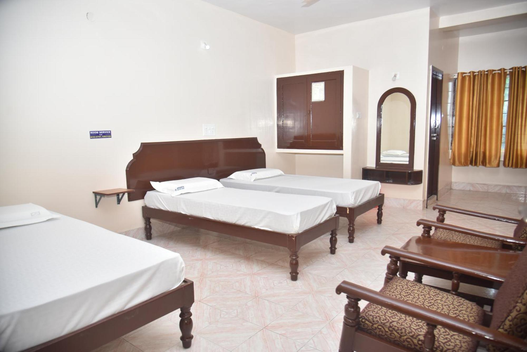 Arihanth Deluxe Lodge Shivamogga Zewnętrze zdjęcie